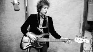 Bob Dylan wins the Nobel Prize