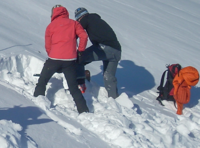 Rescuing People from Buried Cars