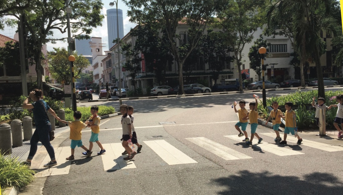 THE WALKING SCHOOL BUS