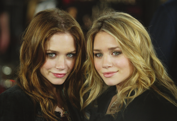 FAMOUS TWINS