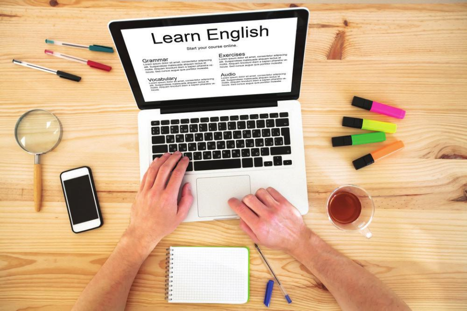 REASONS TO LEARN ENGLISH