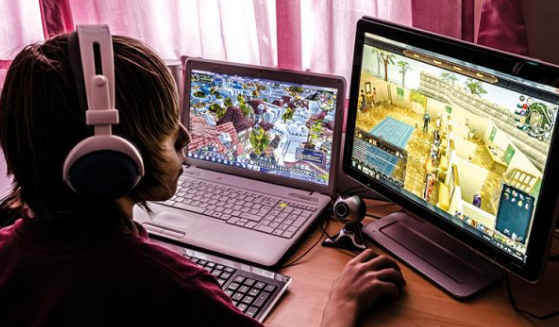 COMPUTER GAMES